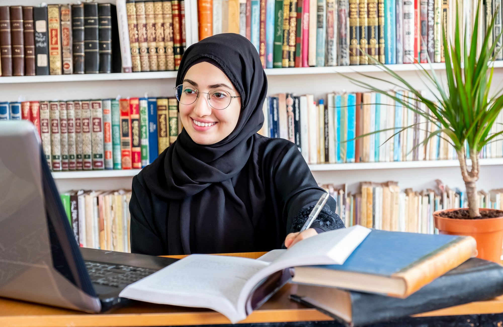 Arabic Muslim Woman Studying Online